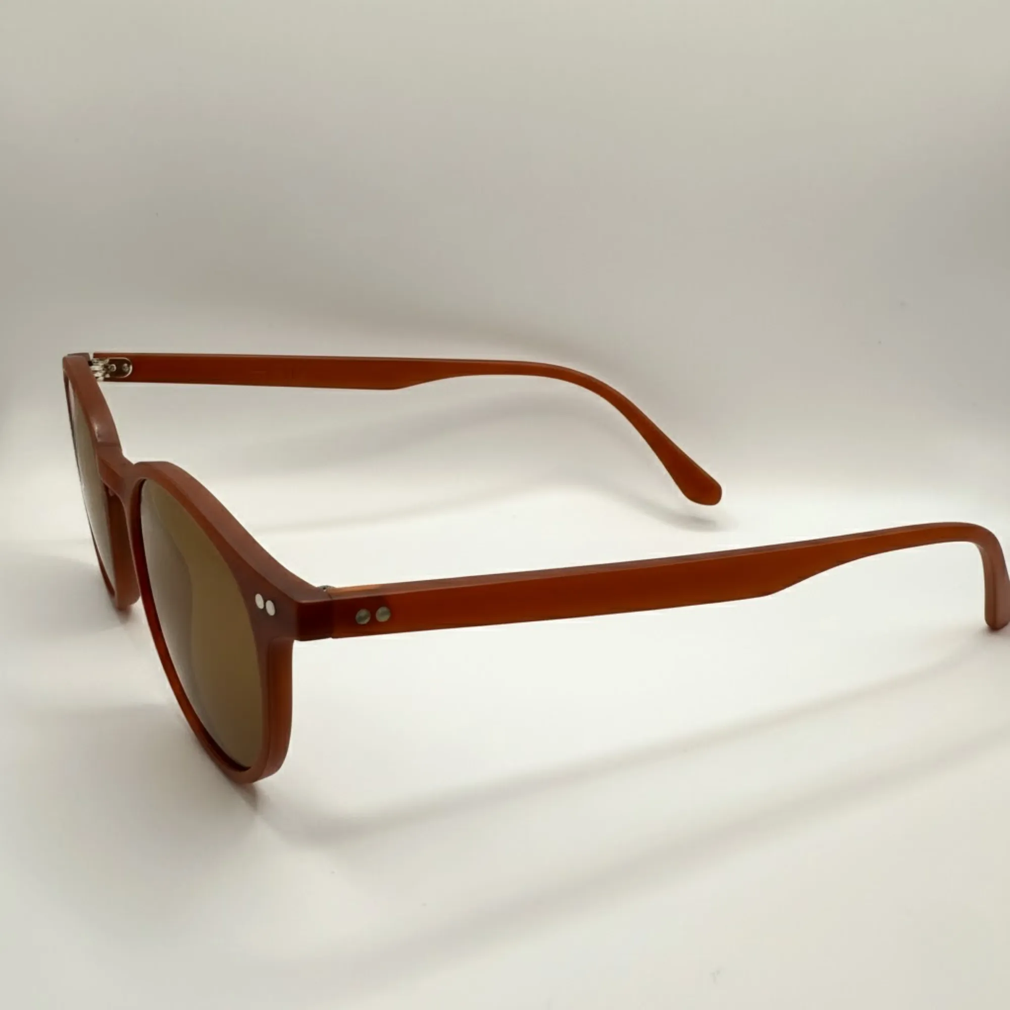 sienne eio coté brun