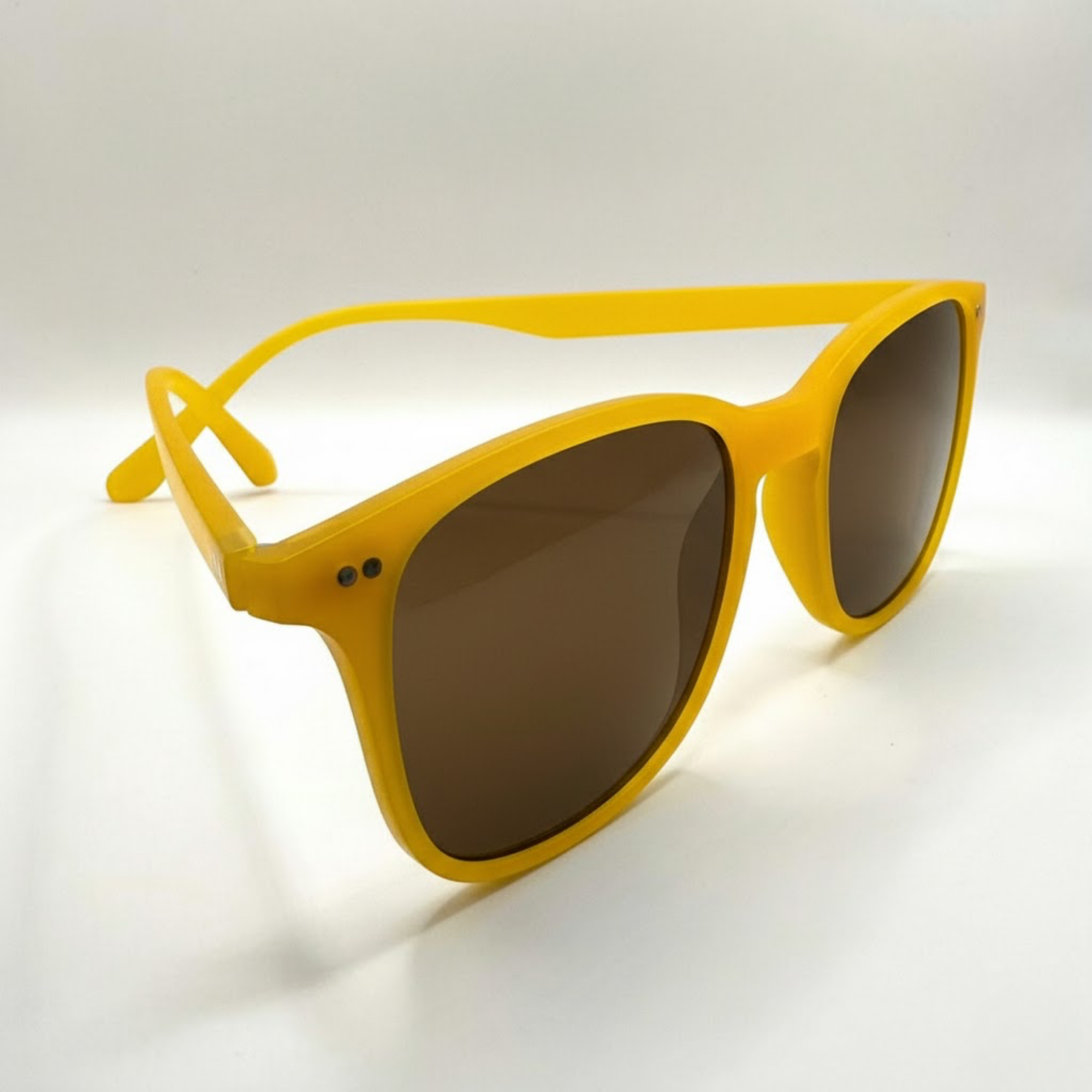 jaune-genet-eio-coté-2-brun