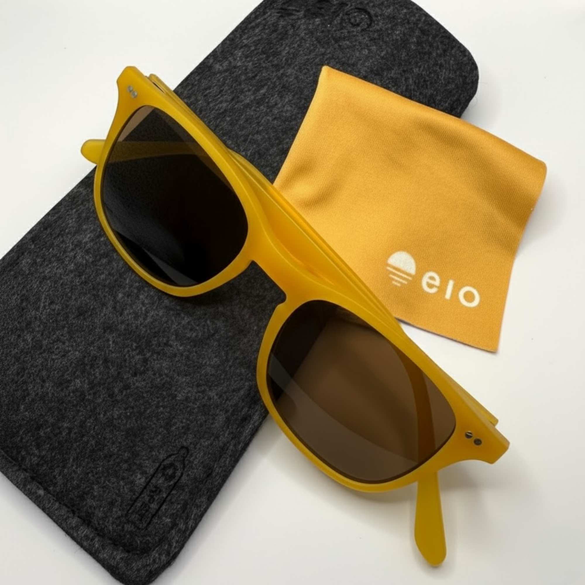 jaune-genet-eio-lingette-brun