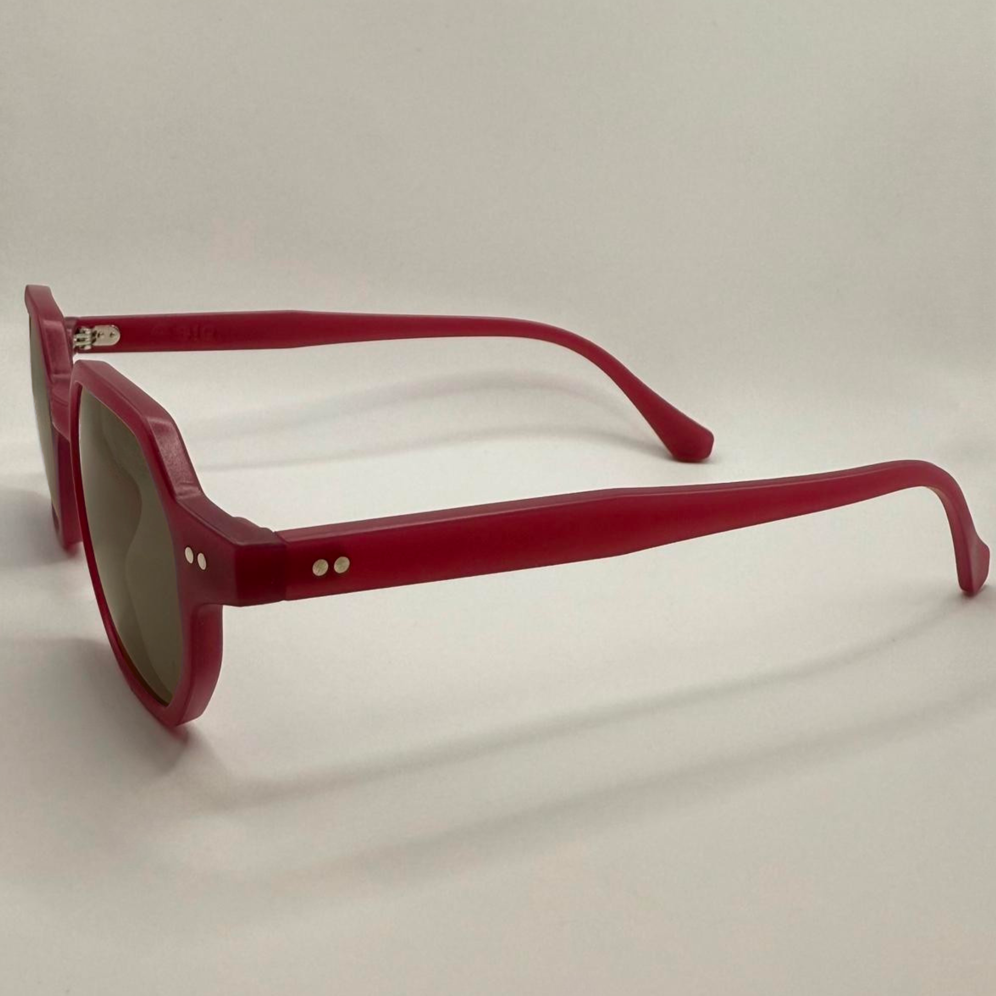 rose-bruyère-eio-coté-brun