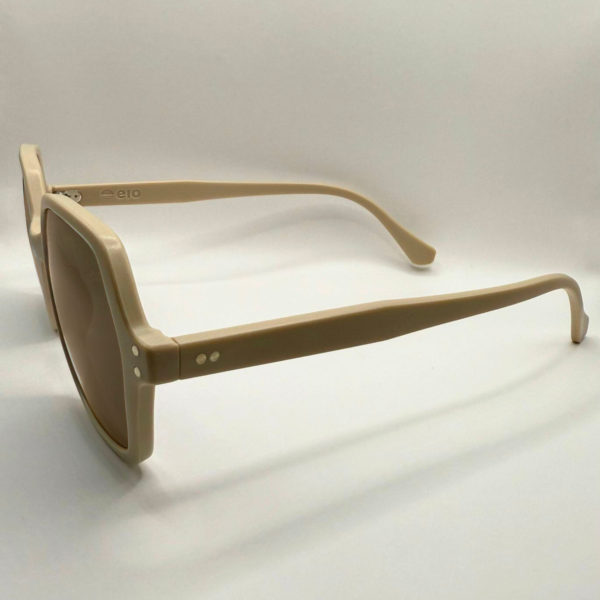 sable-eio-coté-brun