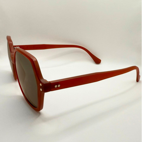 sienne-eio-coté-brun