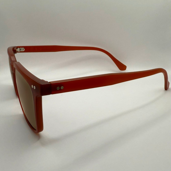 sienne-eio-coté-brun