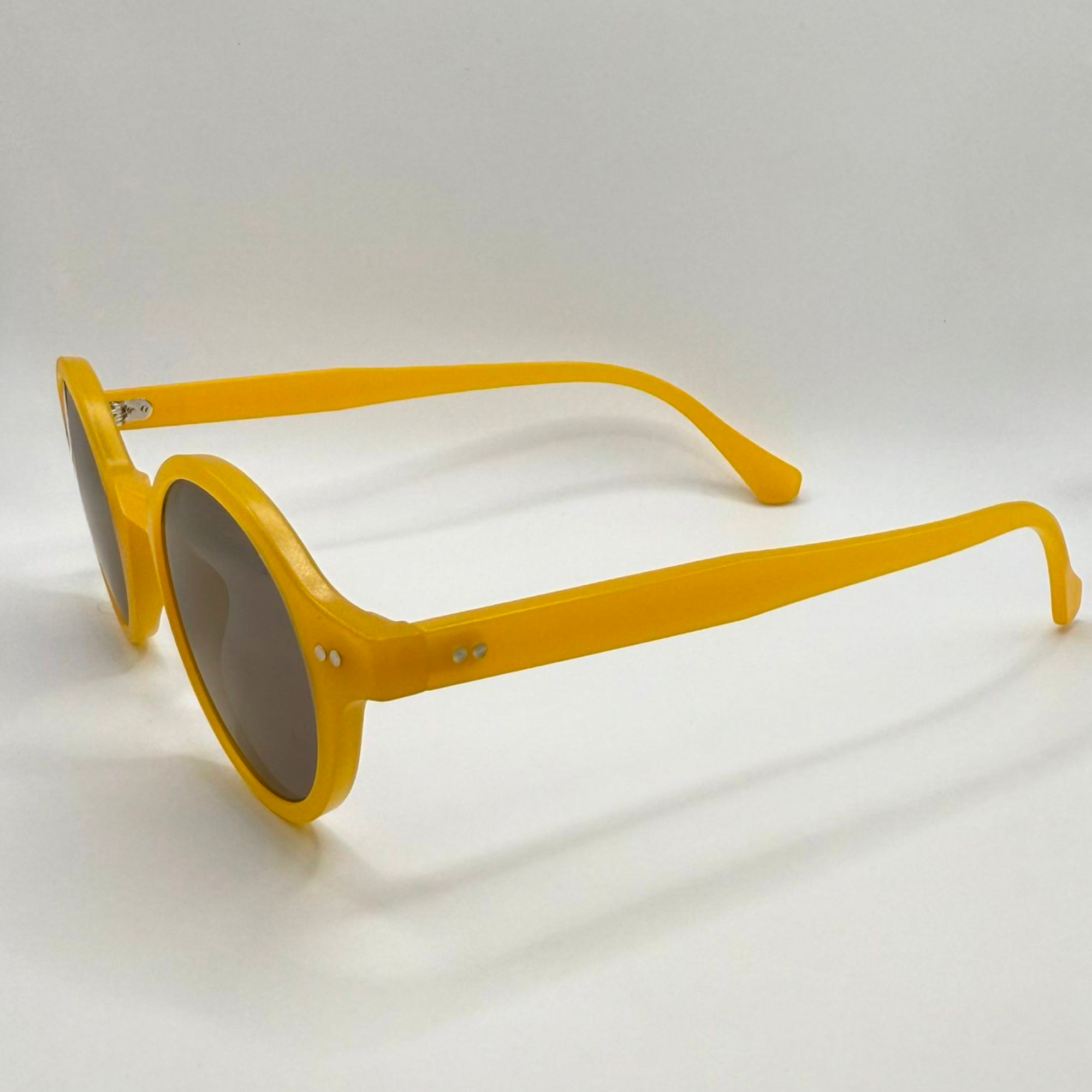 jaune-genet-eio-coté-BRUN